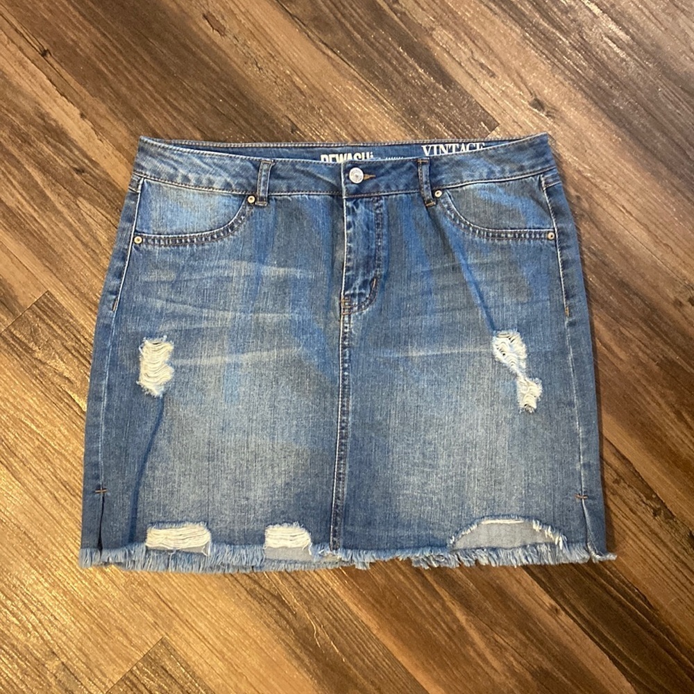 REWASH Brand Vintage Reunion High Rise Denim Skirt with Frayed Bottom Size 13
